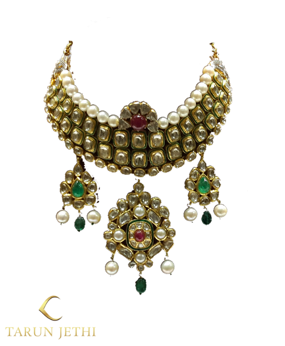 Latest Gold Bracelet Sets Design Collection
