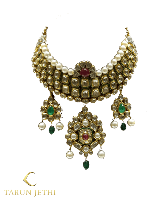 Latest Gold Bracelet Sets Design Collection
